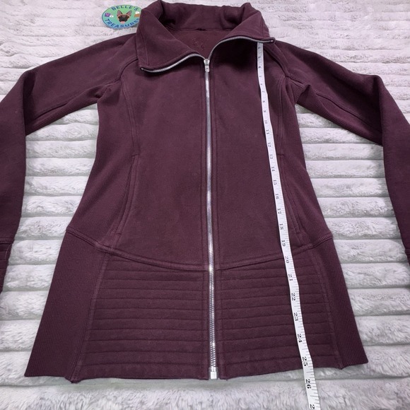 LULULEMON Womens Size 6 Radiant Jacket II Cowl Neck Zip Up Maroon Red Wine Color - Picture 3 of 10